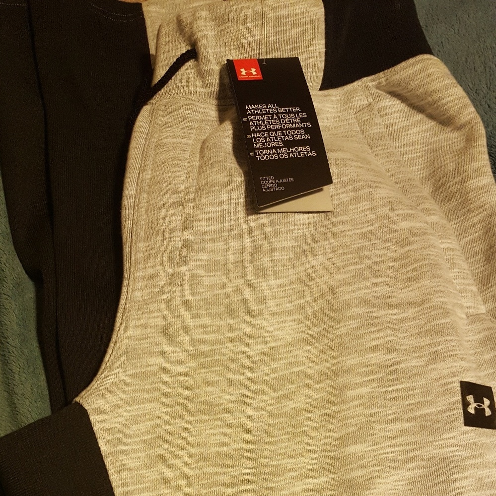 BRAND NEW UNDER ARMOUR JOGGERS